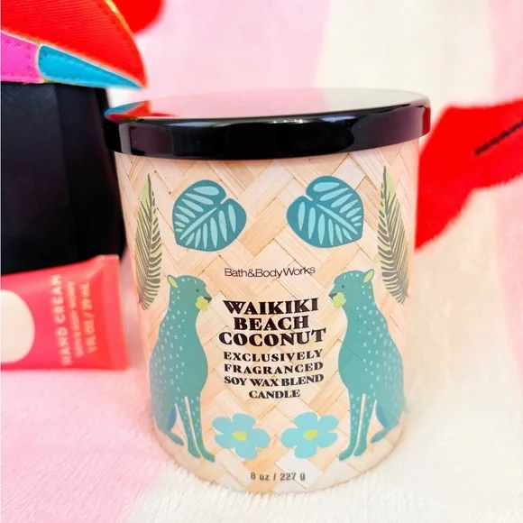 Bath & Body Works 3 Piece Tropical Bundle 🌴🌺 - Picture 4 of 4